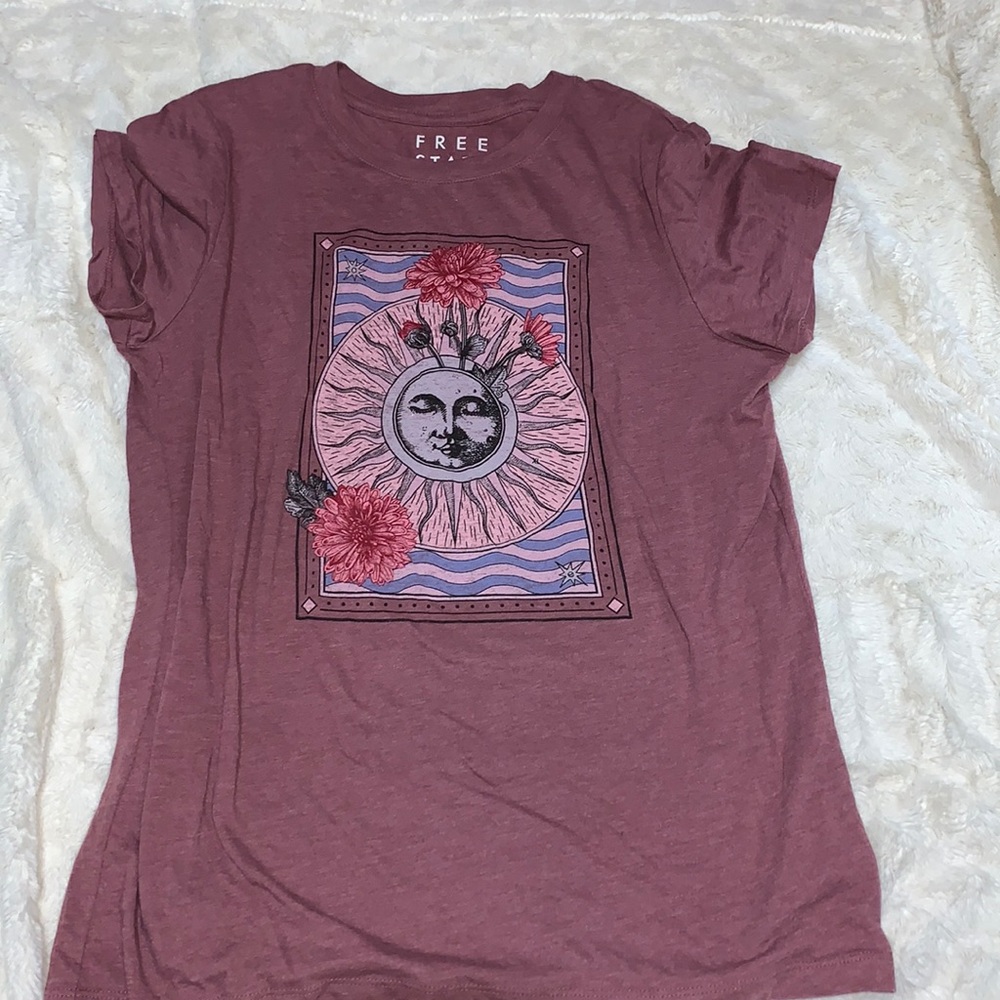 Tshirt from Hollister, Tight fit.